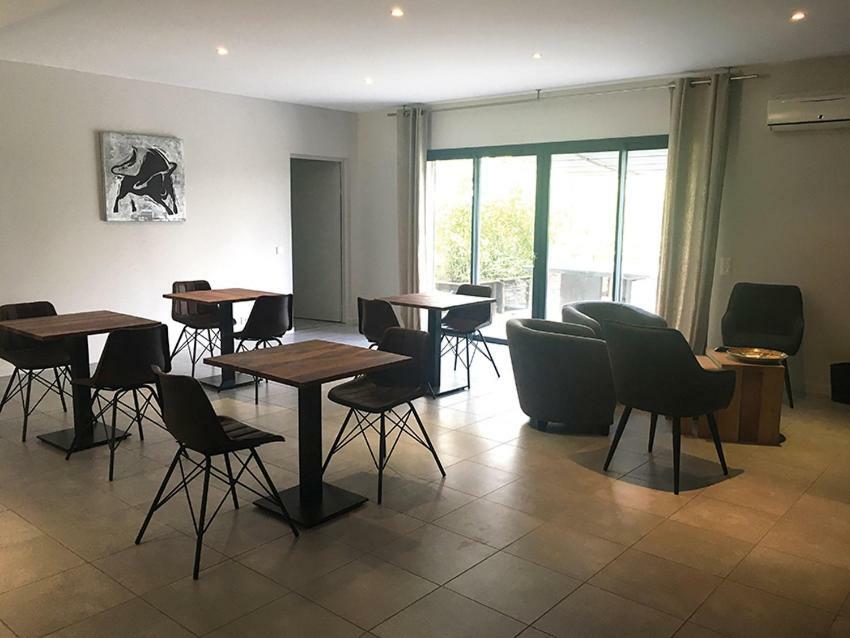 Bed and Breakfast Les Centaurines Saint-Siffret Exterior foto